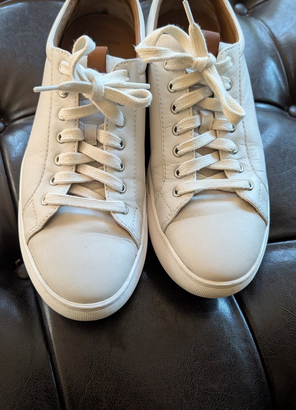 Classic White Leather Men's Lace-Up Sneakers